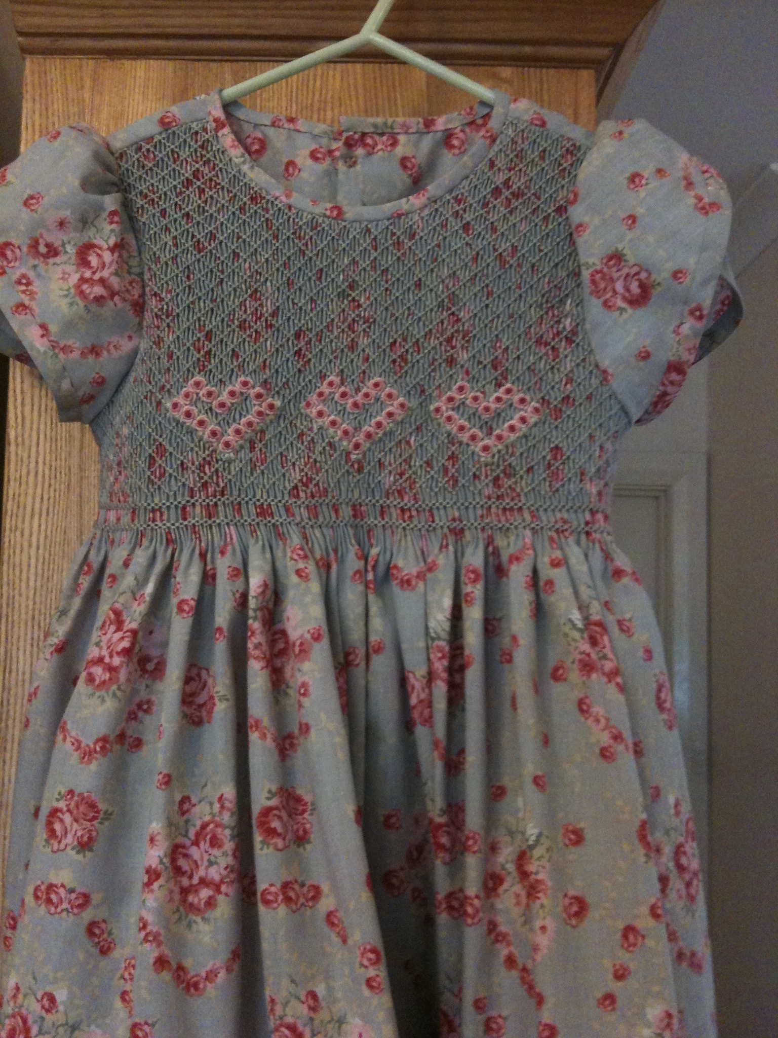 girl's smocked dress