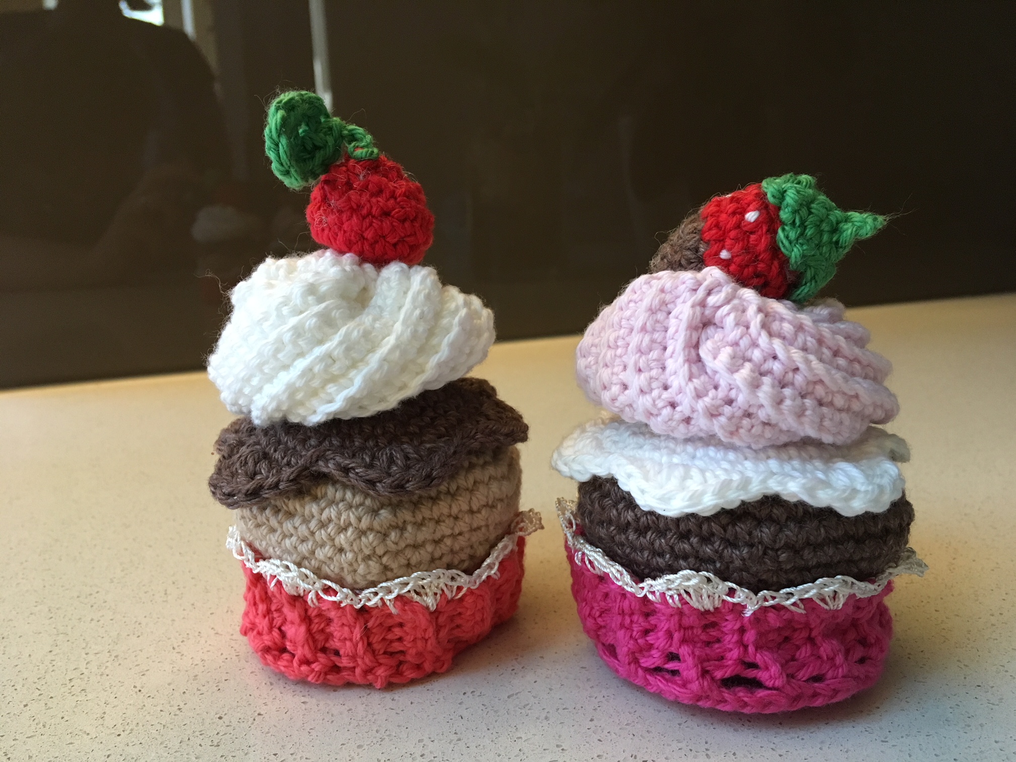 crochet cupcake