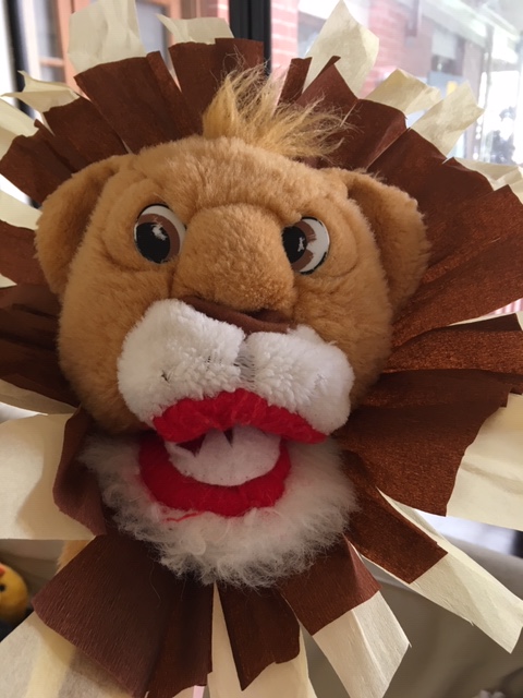 lion puppet