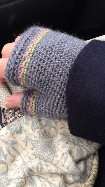 crochet gloves